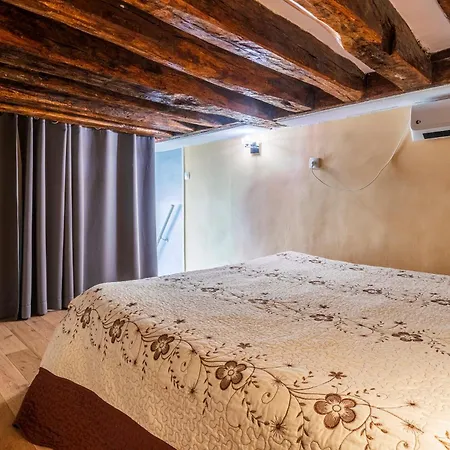 Center Loft