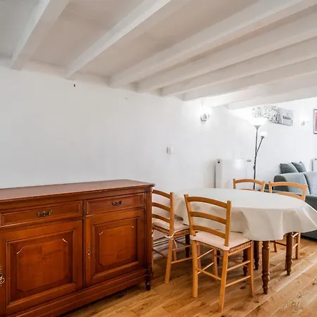 Center Loft 아파트