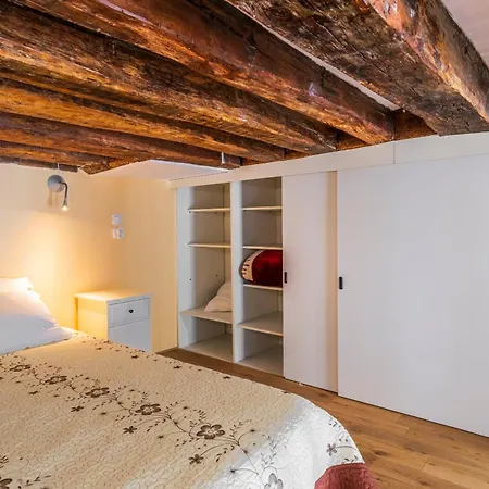 아파트 Center Loft *